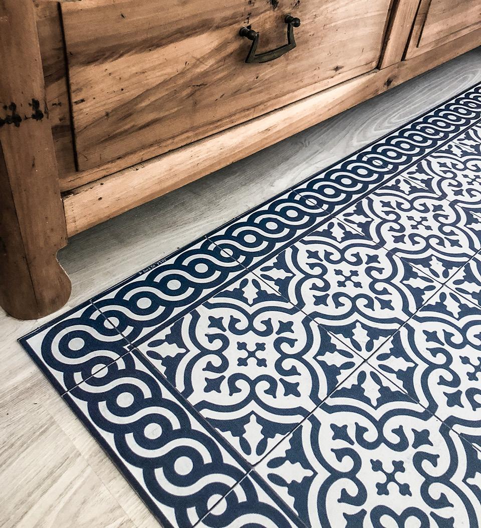 Beija-Flor-World-Mountain-indigo-concrete-Vinyl-Rug