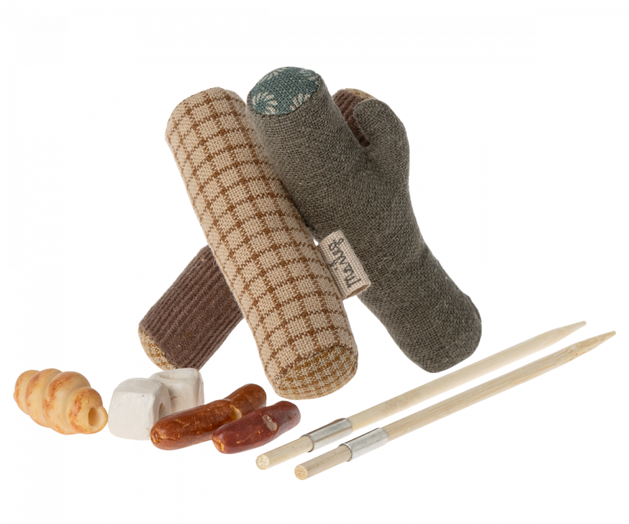 Maileg-Lagerfeuer-Set-Maus-11-3302-00