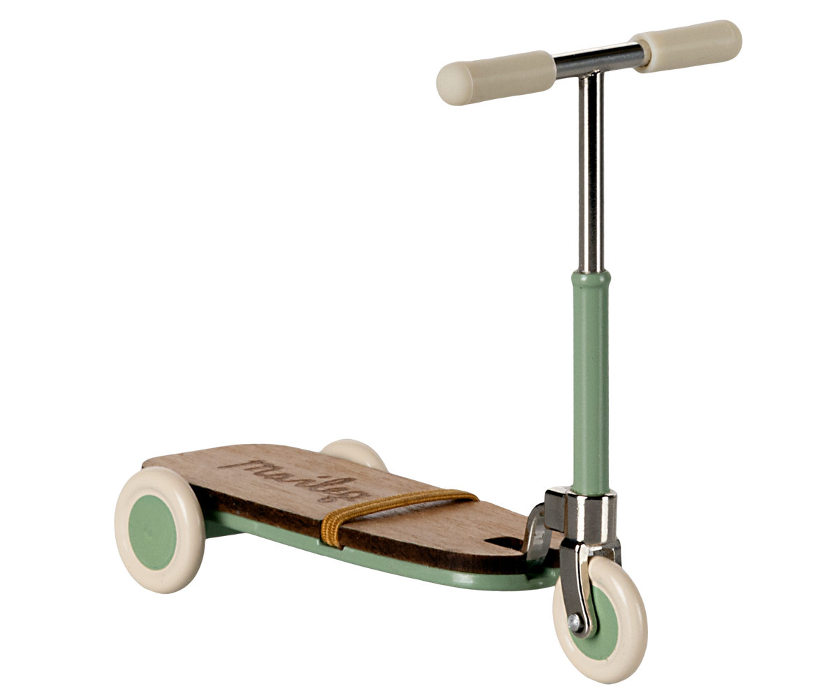 Maileg-Roller-Kickboard-Trottinett-Maus-mint-11-5102-02