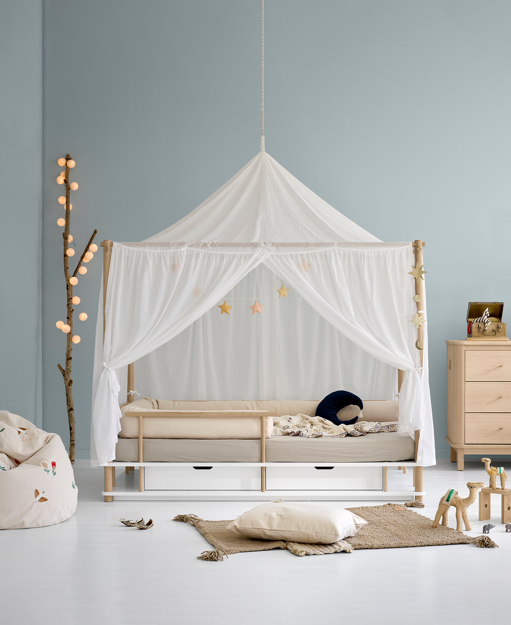 Oliver Furniture Camp Collection canopy bed 90x180cm, white/oak