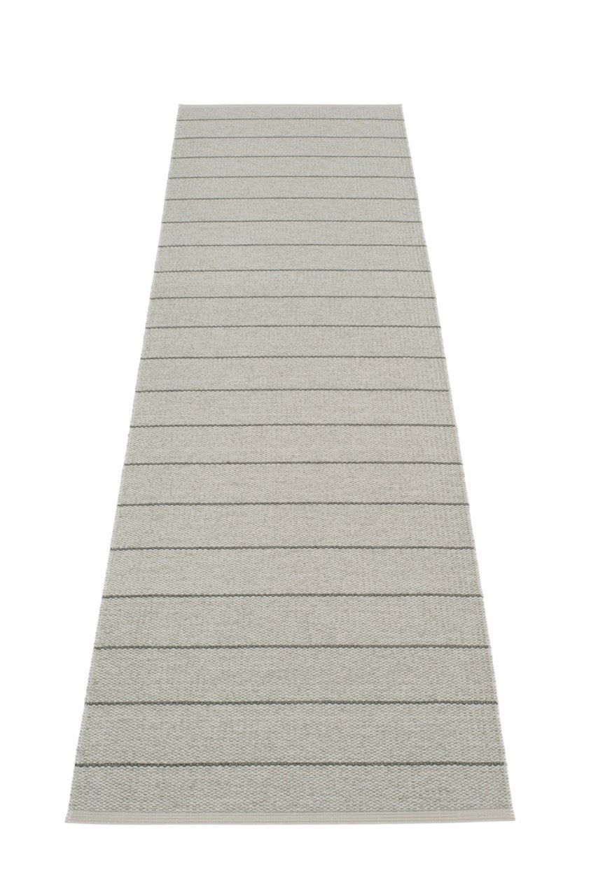 Pappelina-Teppich-Carl-Warm-Grey-Fossil-Grey